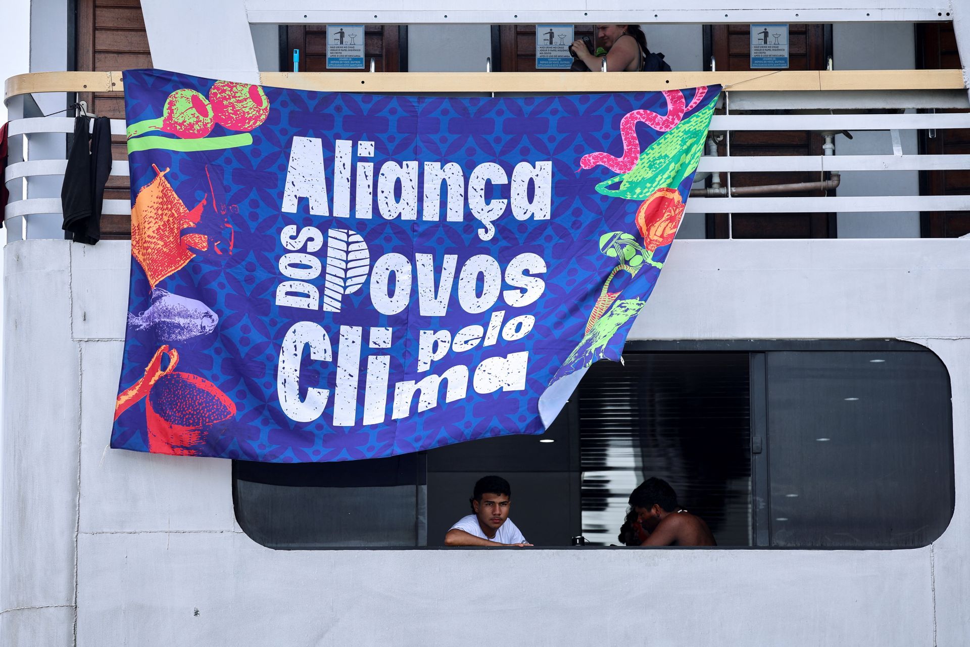 Una protesta en Belém, donde se celebra hasta el próximo día 21 de noviembre la 30 Cumbre del Clima.