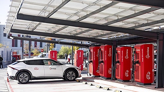 Acciona abre nuevos puntos de recarga en Madrid y son ya 5.000 los que ofrece en España