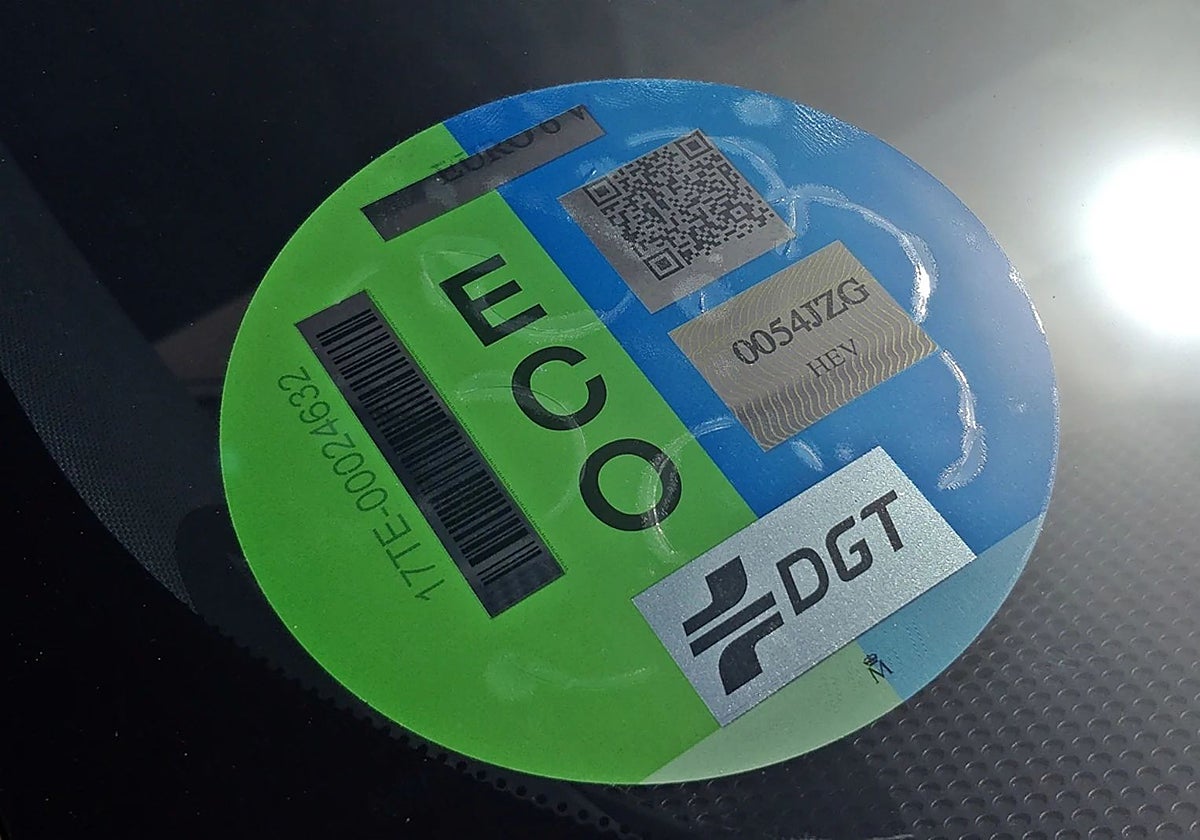 Las etiquetas Eco son controversiales porque pueden incluir a potentes motores térmicos