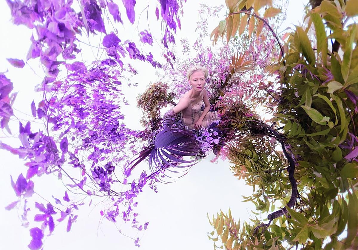 La actriz Tilda Swinton en el Calendario Pirelli 2026.