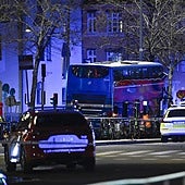 El autobús en el lugar del incidente.