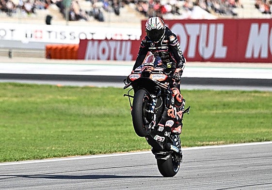 Marco Bezzecchi celebra la pole de MotoGP