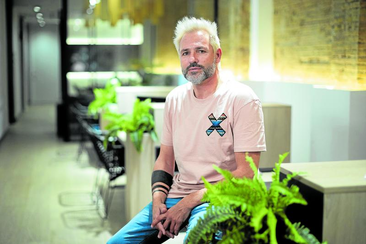 Santiago Cañizares se casa con su tercera mujer tras seis meses de noviazgo