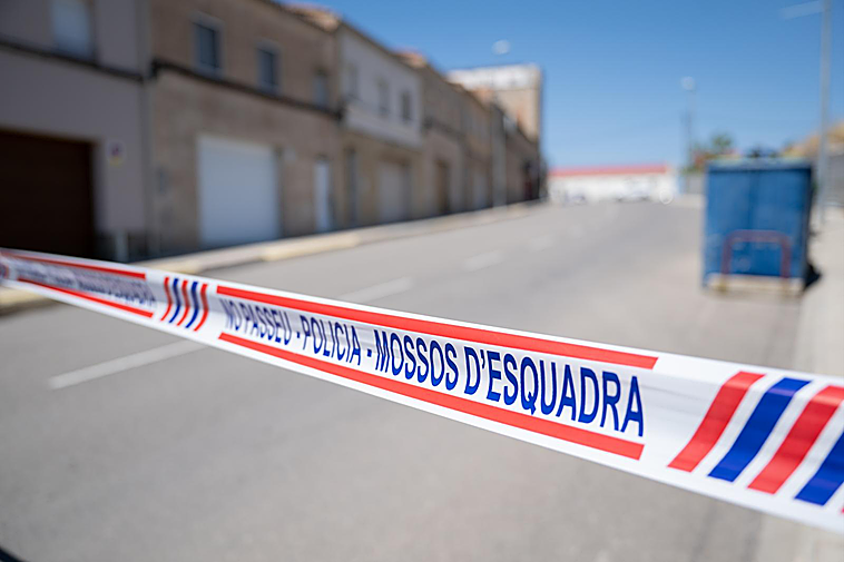 Lugar precintado por los Mossos d'Esquadra