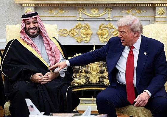Donald Trump y Mohamed bin Salmán, en su encuentro este martes en el Despacho Oval.
