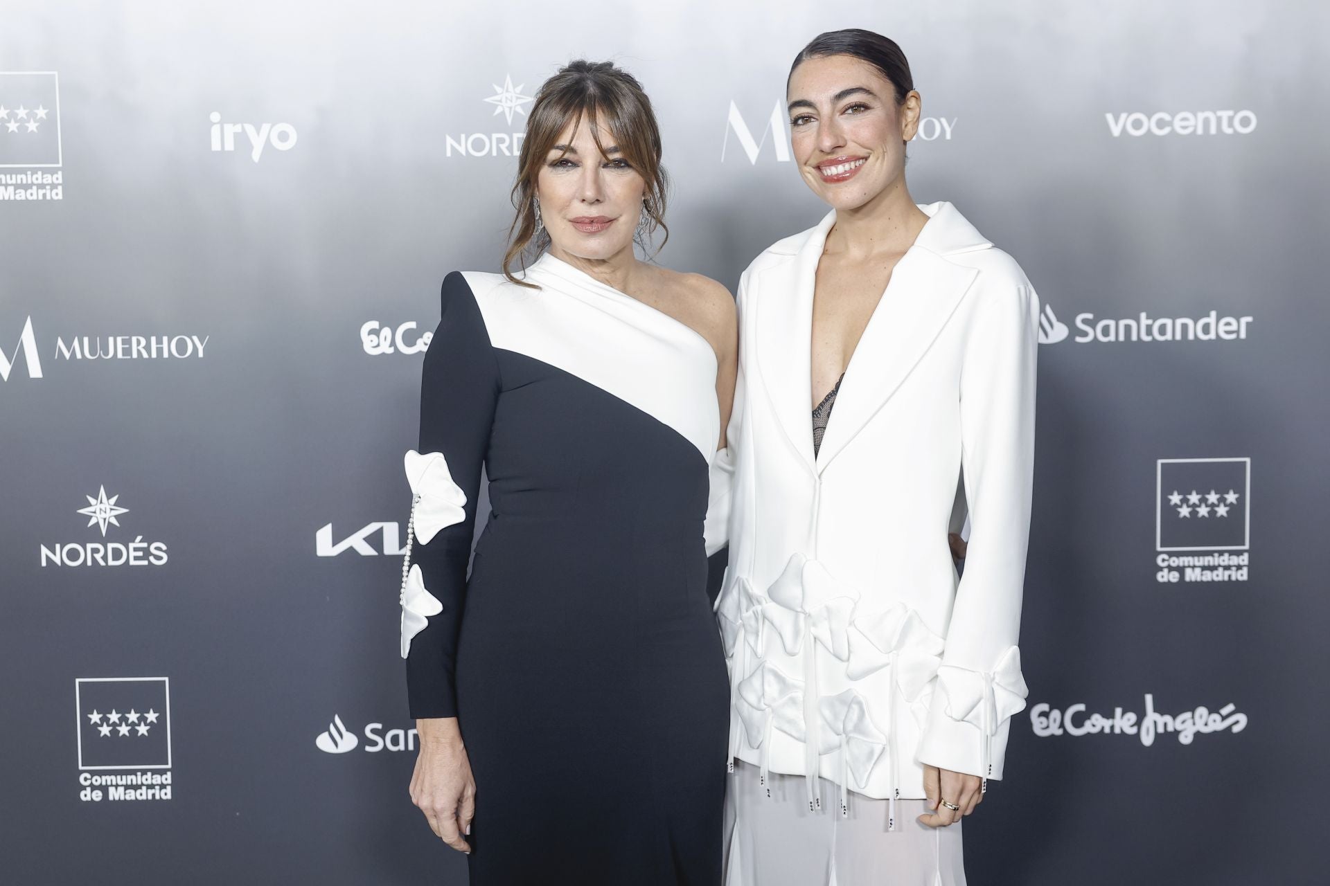 La diseñadora Raquel Revuelta con su hija Claudia Ula.