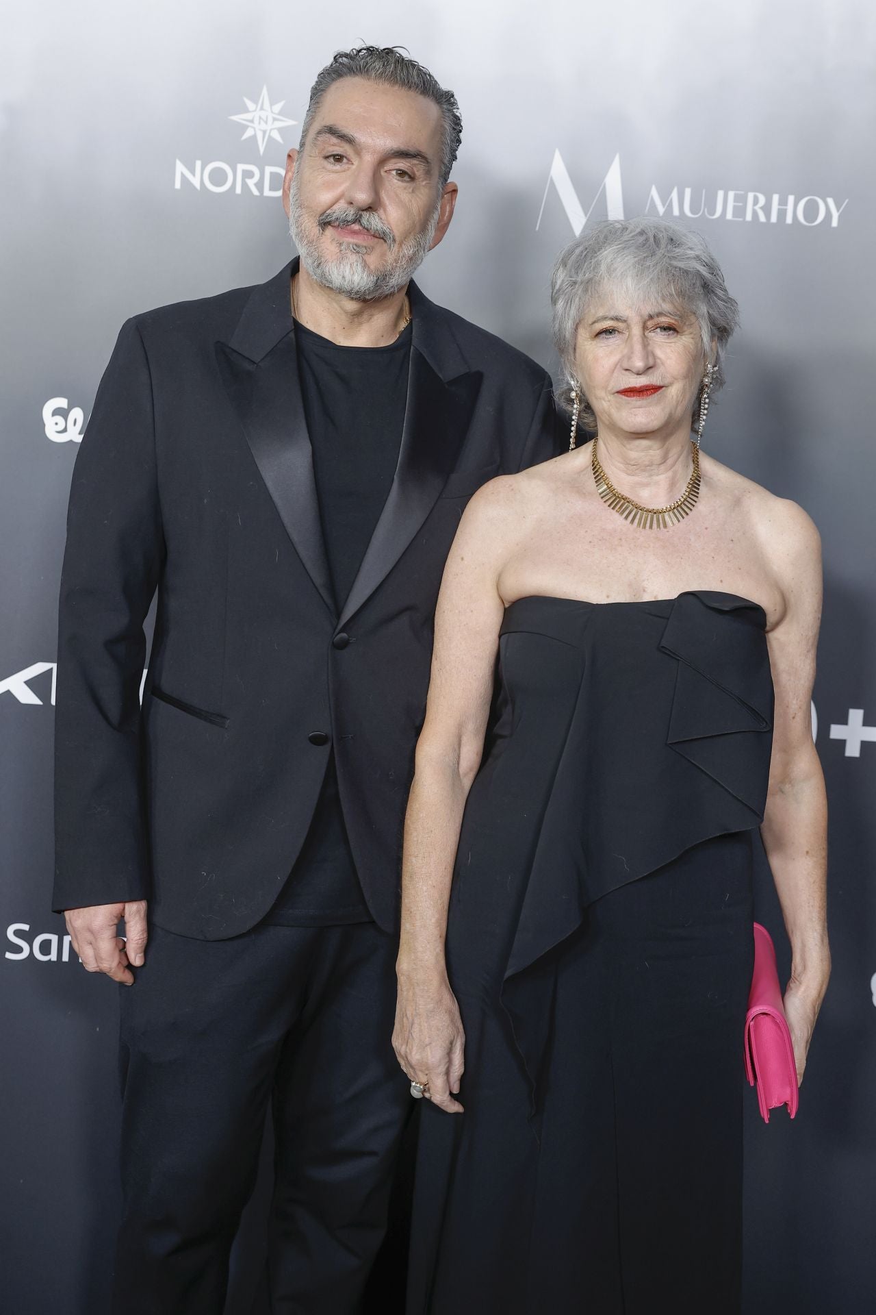 El diseñador Juan Duyos y Pepa Bueno, directora ejecutiva de ACME.