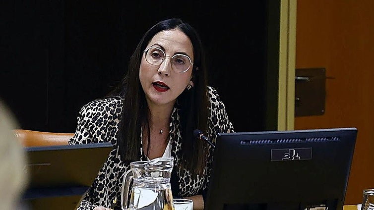 La consejera de Educación vasca asegura que la profesora acosada en Plentzia merece «una reparación social»
