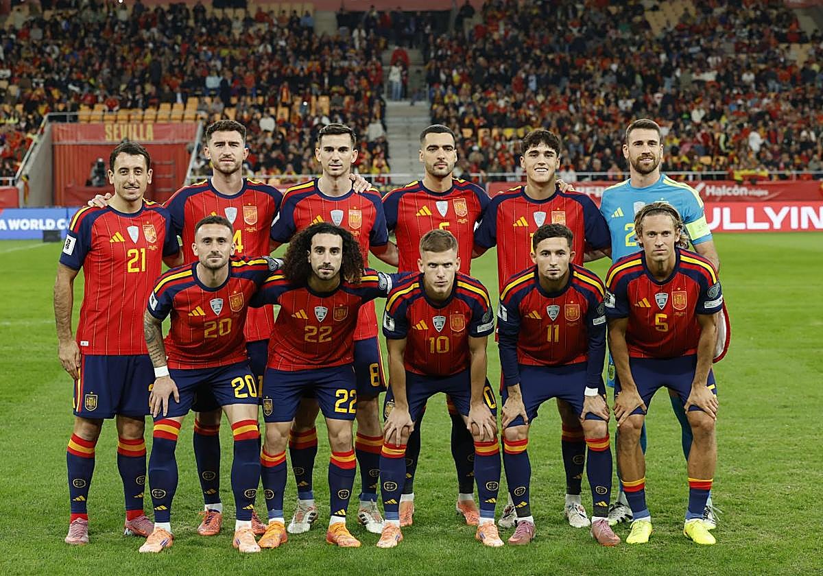El once con el que España se midió a Turquía en el Estadio de La Cartuja.