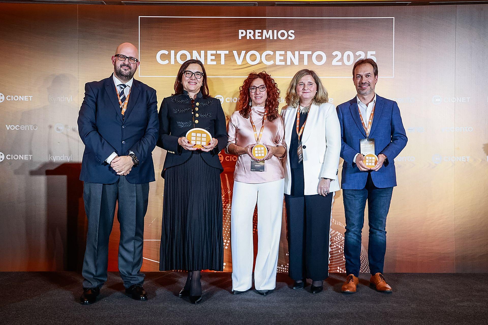 Finalistas y premiados