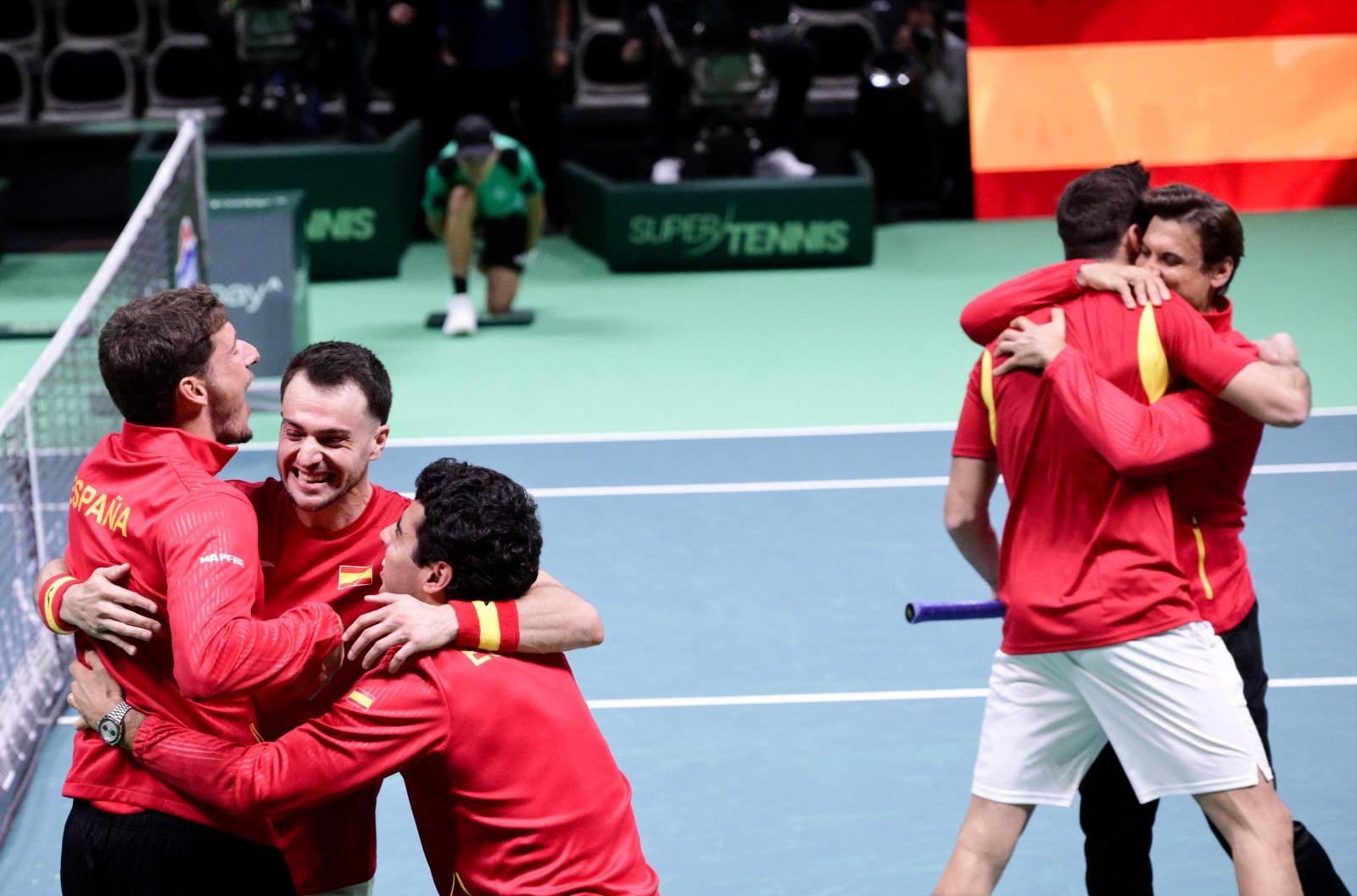 El equipo español celebra el pase a la final de la Copa Davis.