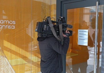 Los padres de la niña fallecida en Valencia dicen que pasó cuatro horas en el dentista porque no se encontraba bien