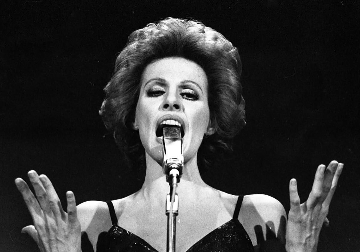 La artista italiana Ornella Vanoni