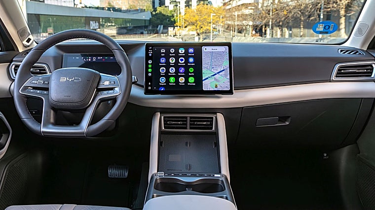 El asistente de voz «Hi BYD» va más allá de simplemente cambiar de emisora de radio; comprende el lenguaje natural, responde preguntas complejas …