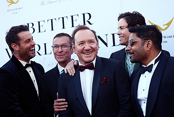 Kevin Spacey matiza que no es una persona sin hogar