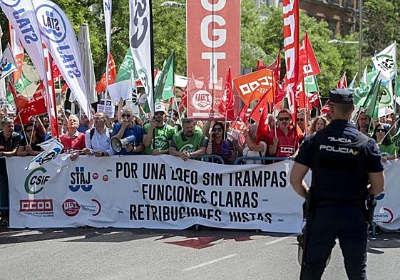 Manifestación de funcionarios.