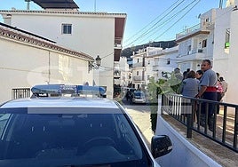 Imagen de la calle donde se ha registrado el suceso, en Torrox.
