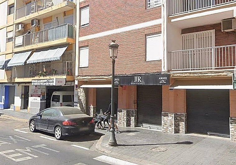 Dos detenidos por acuchillar a un joven tras una discusión por molestar a unas chicas en un bar