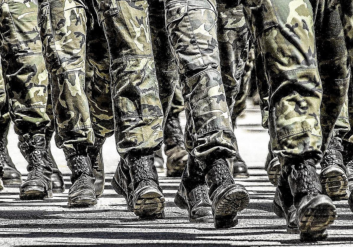 El servicio militar obligatorio acabó en España en 2001.