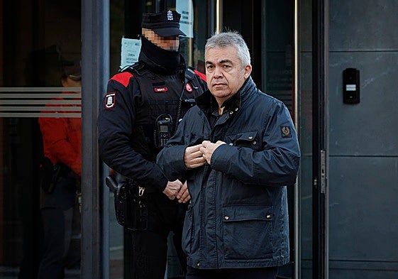 Santos Cerdán abandona esta mañana los juzgados de Tafalla