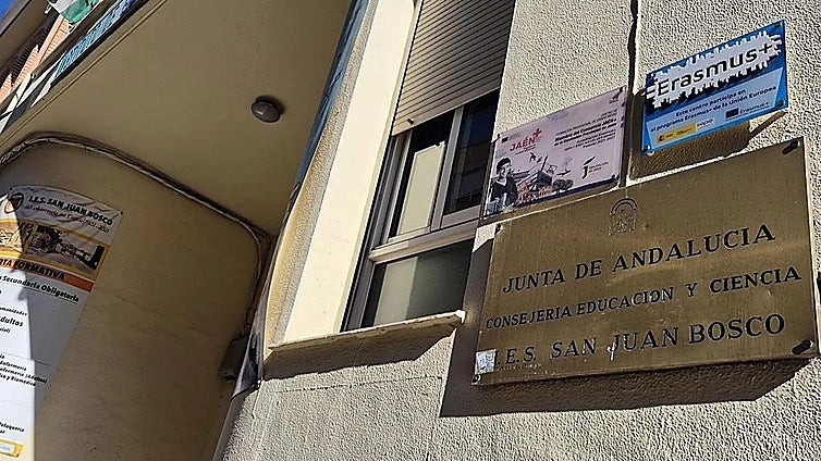 El anterior instituto al que fue una de las menores fallecidas en Jaén abrió protocolo de autolesiones