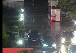 El vídeo de la llegada de Mazón al complejo del CECOPI.