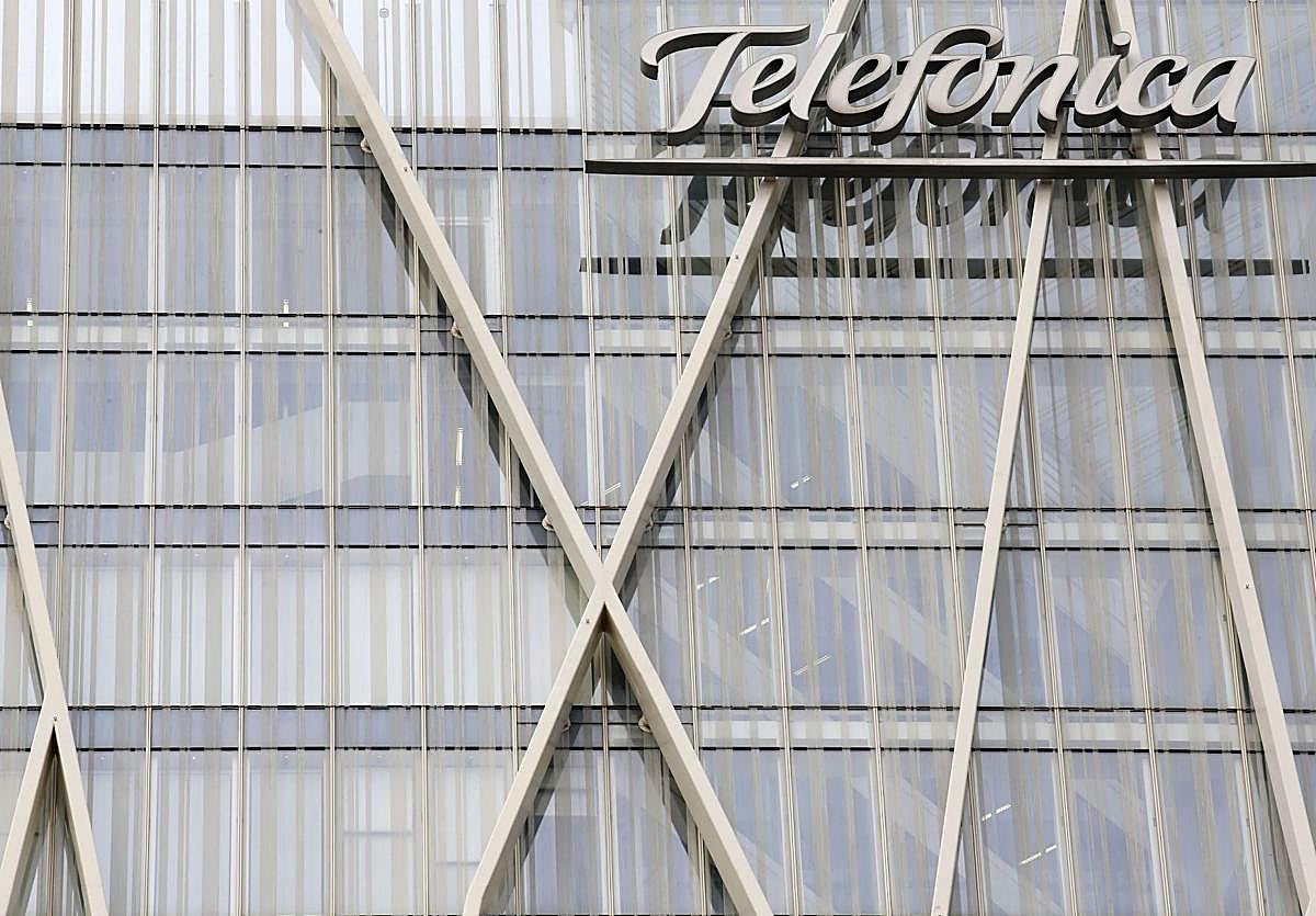 Vista de la sede de Telefonica.