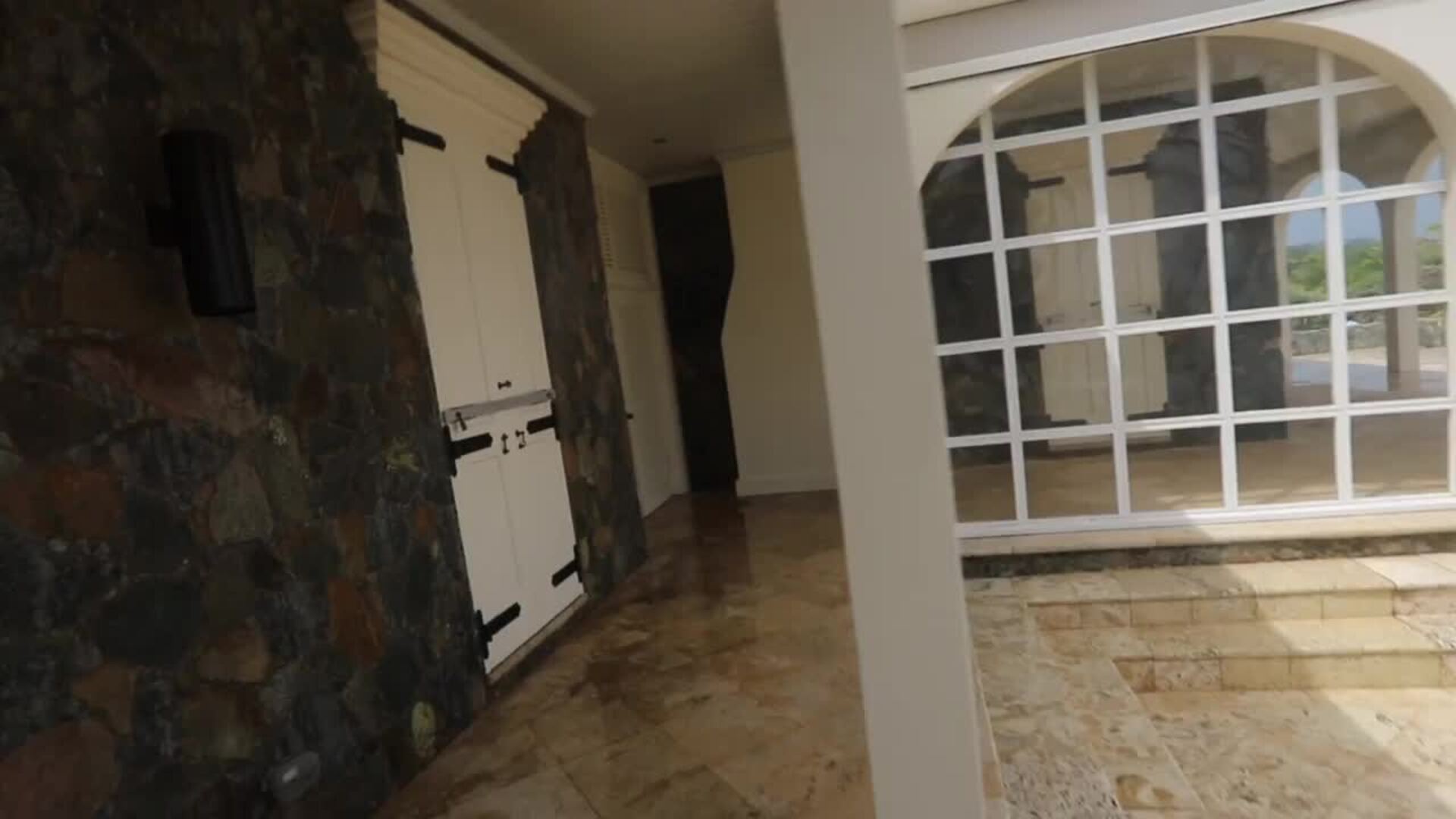 Así era la isla de los pedófilos del empresario Jeffrey Epstein