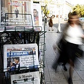 Un quiosco de prensa en Niza.