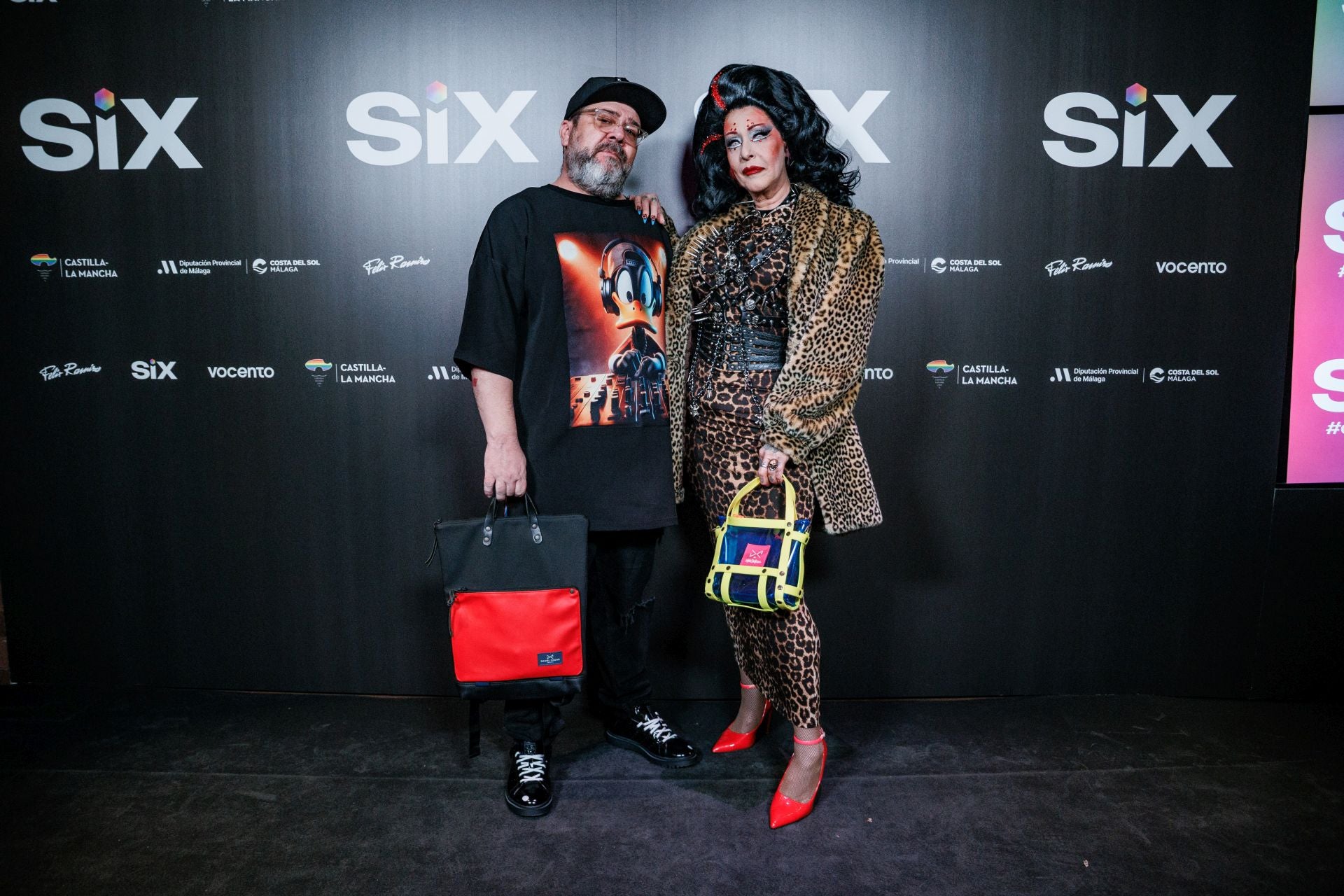 Danny Ruiz, DJ; y Alice Wonderland, drag