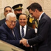 Mahmoud Abás y Pedro Sánchez durante un encuentro en Ramala.