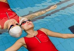 El quemagrasas está en la piscina: estos son los estilos de natación que más calorías consumen