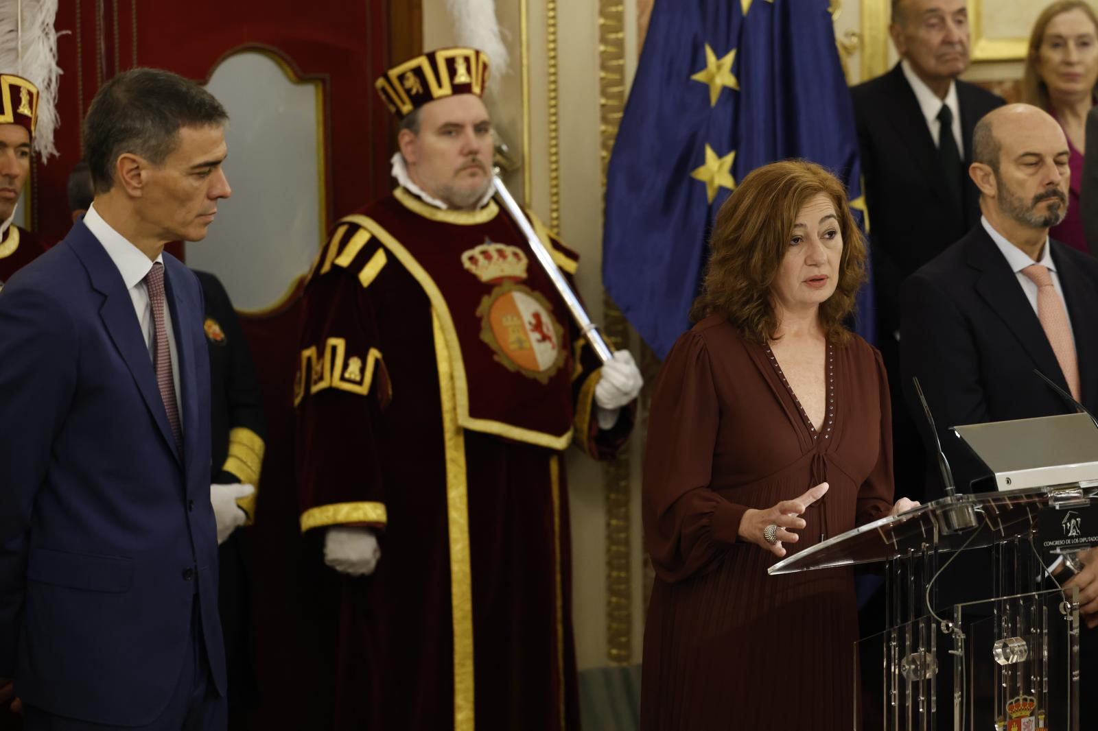 La presidenta del Congreso, Francina Armengol, durante su discurso en el día de la Constitución.