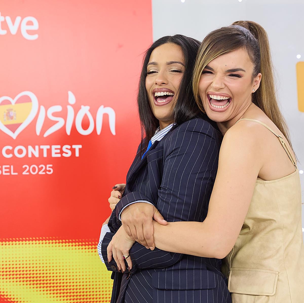 Las cantantes Chanel y Melody.