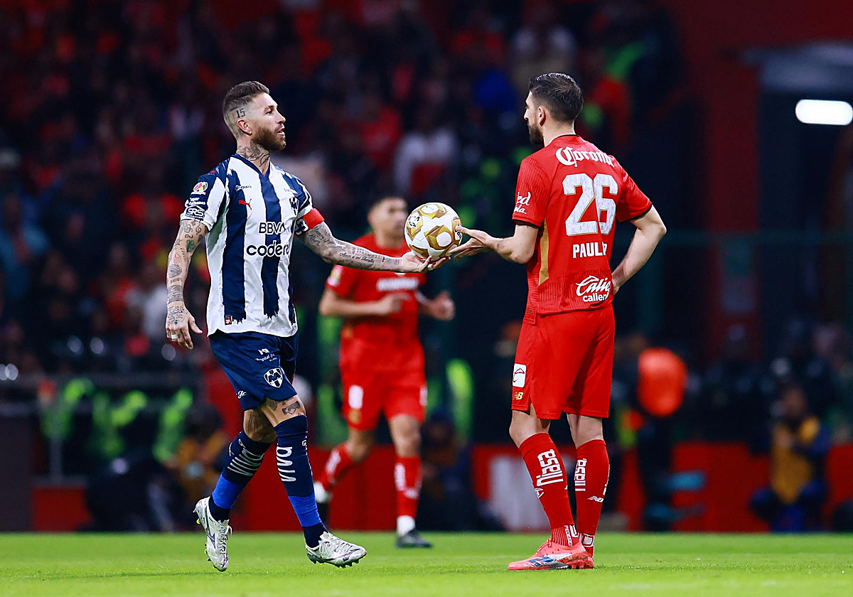 Sergio Ramos ante el Toluca