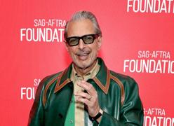 Jeff Goldblum confiesa su pasión por disfrutar de la vida sin complejos