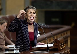 La vicepresidenta segunda y ministra de Trabajo y Economía Social, Yolanda Díaz, durante una sesión de control al Gobierno.