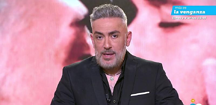 Kiko Hernández defiende la legalidad de la licencia de su negocio en Melilla