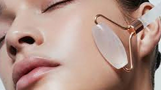Despídete de la piel apagada: el set gua sha y rodillo de jade GUGUG transformará tu rutina facial
