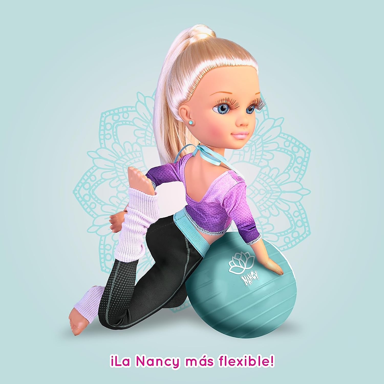 Fomenta el ejercicio con esta Nancy que hace Yoga y es superflexible