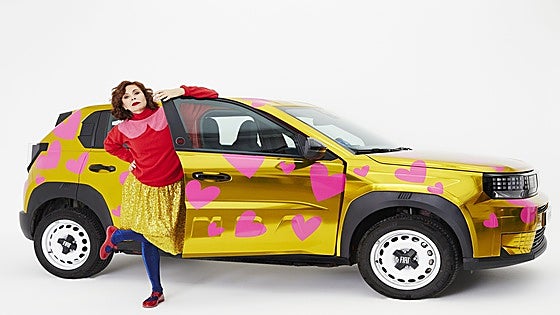 Fiat y Agatha Ruiz de la Prada reinventan el Grande Panda con optimismo