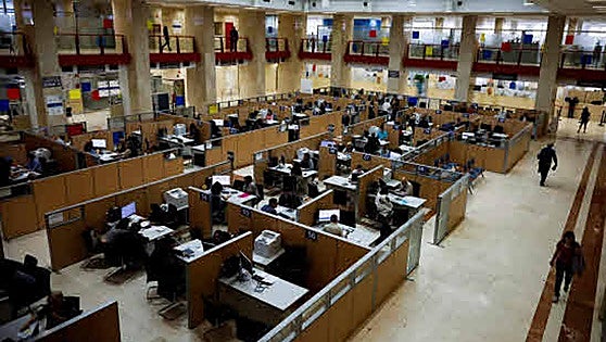 Los funcionarios comienzan a recibir la paga de más de 1.100 euros con los atrasos de la subida de este año