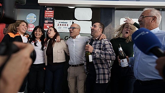 El tercero riega de dinero media España