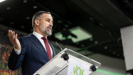Abascal endurece su posición hacia el PP: «Pactar con el PSOE puede resultar más fácil»