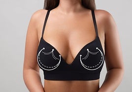 «Quítame mucho pecho, como si me dejas plana»