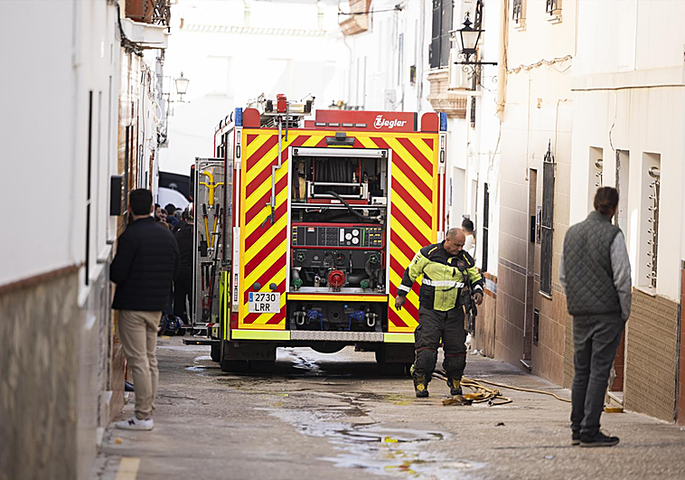 Al menos 13 muertos en incendios e intoxicaciones por gas en viviendas en la última semana