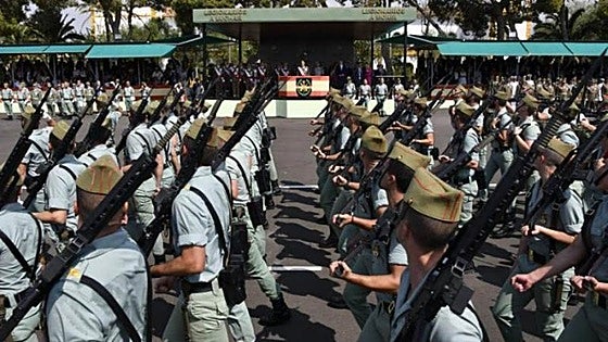 La Justicia avala borrar cualquier rastro de Franco de la Legión