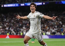 El Real Madrid descubre una fábrica de ilusión