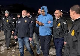 De salir a rastras de Caracas a felicitar el año a sus captores en Nueva York