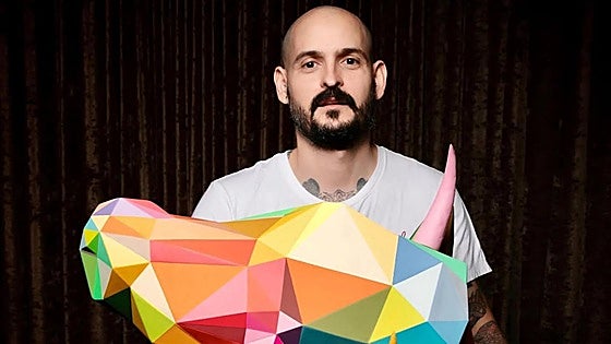 «Si quieres llegar a lo más alto, con ocho horas al día no te da»